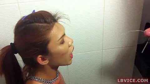 Thailand ladyboy lesbian, boy peeing on girl