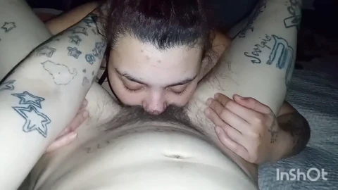 Hairy pussy, lesbian pussy eating