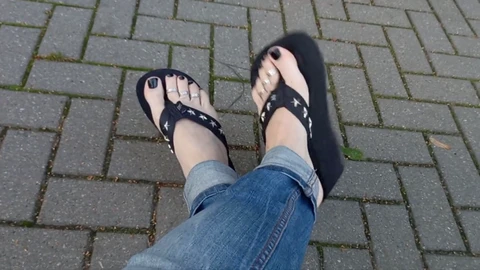 Sensational feet in public - outdoor crossdressing adventures